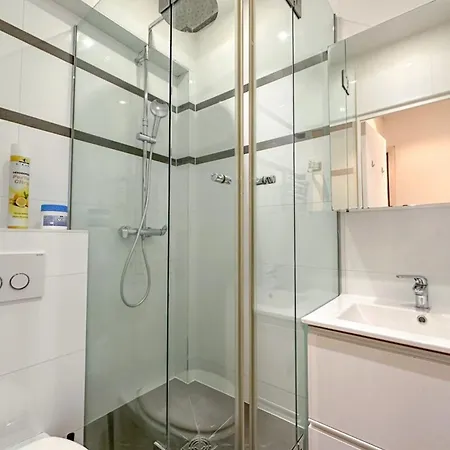 Flexliving - - Victor Hugo * Paříž