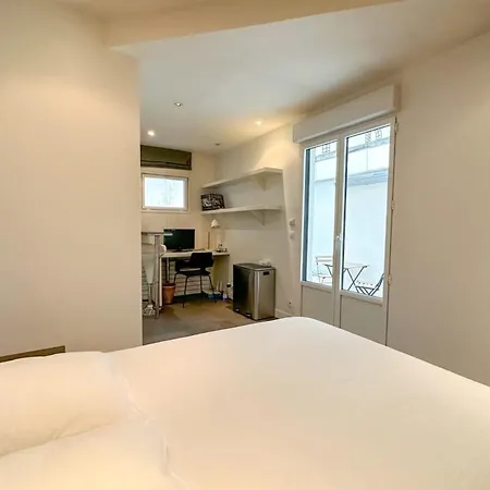 Flexliving - - Victor Hugo Апартаменты Париж